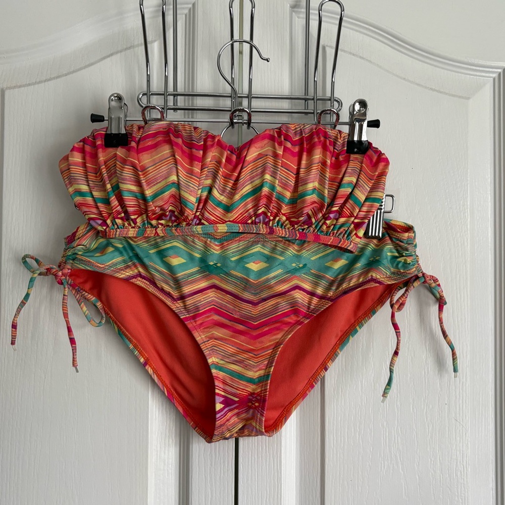 O’NEILL WOMENS BIKINI, ORANGE MUlTICOLORED, size medium